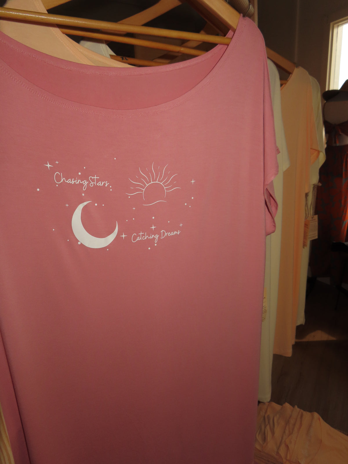 Hiamoe Dream Collection/ Chasing Stars Logo