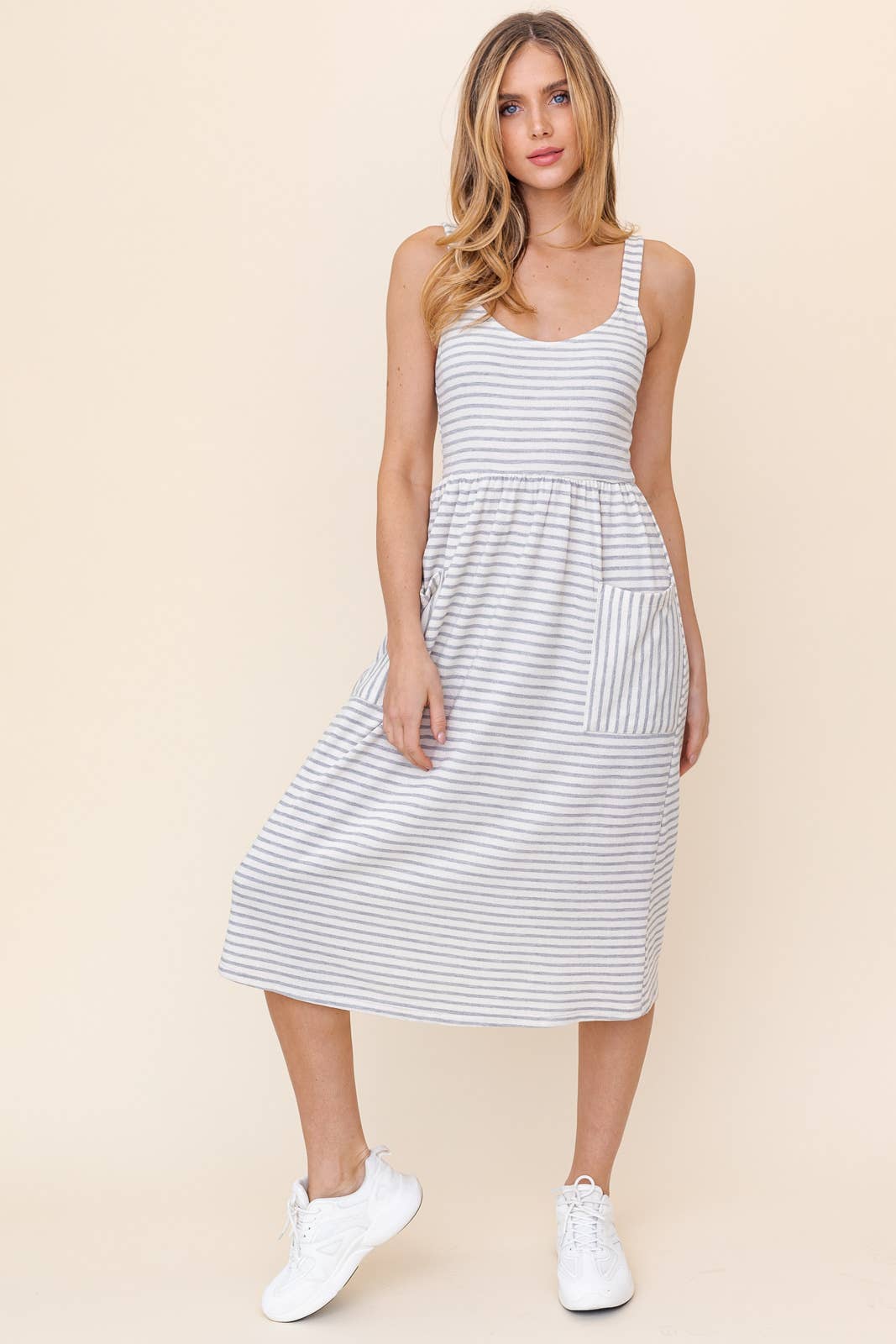 Sleeveless Pocket detail Stripe Dress