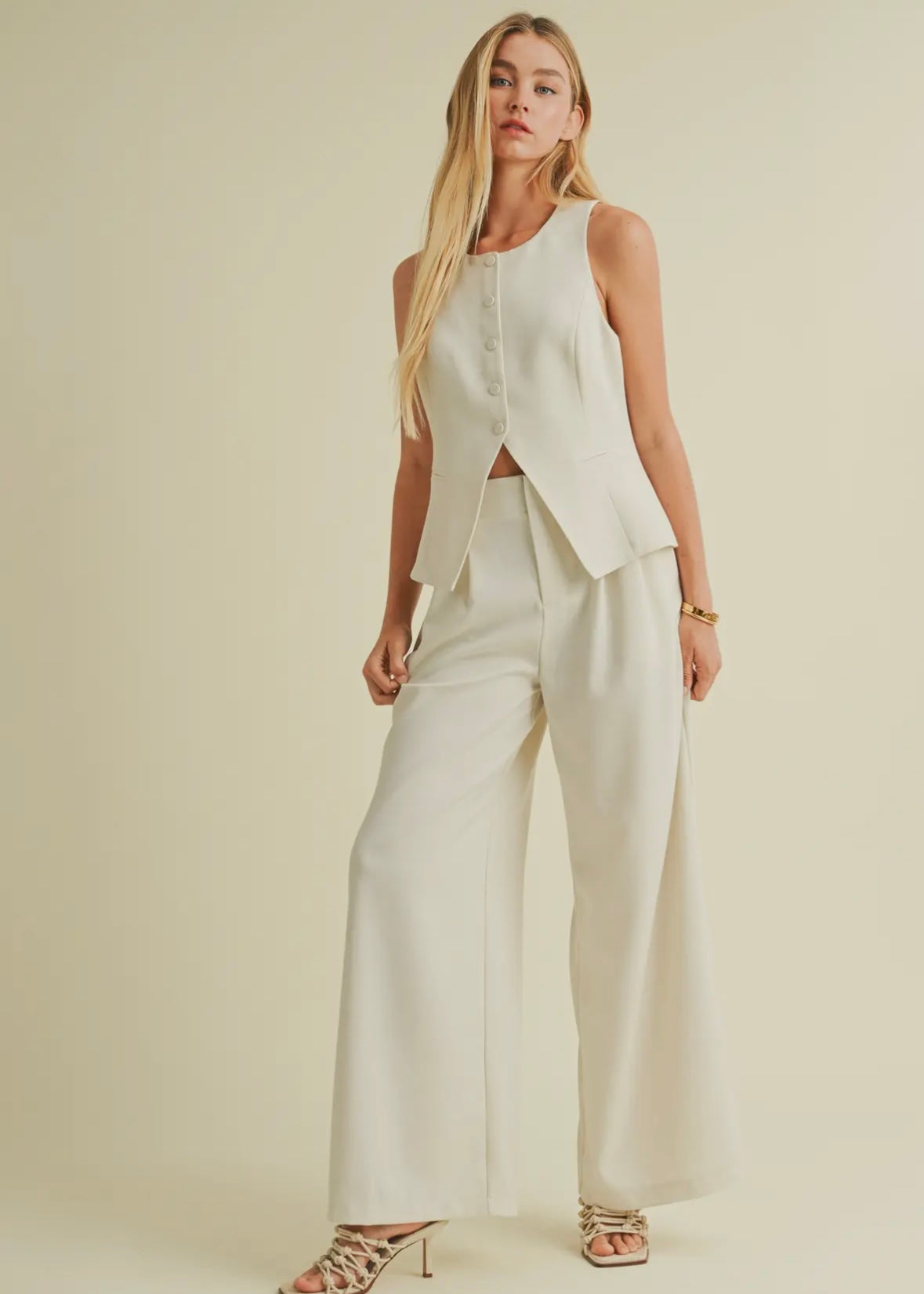 Linen Button Closure Vest Top