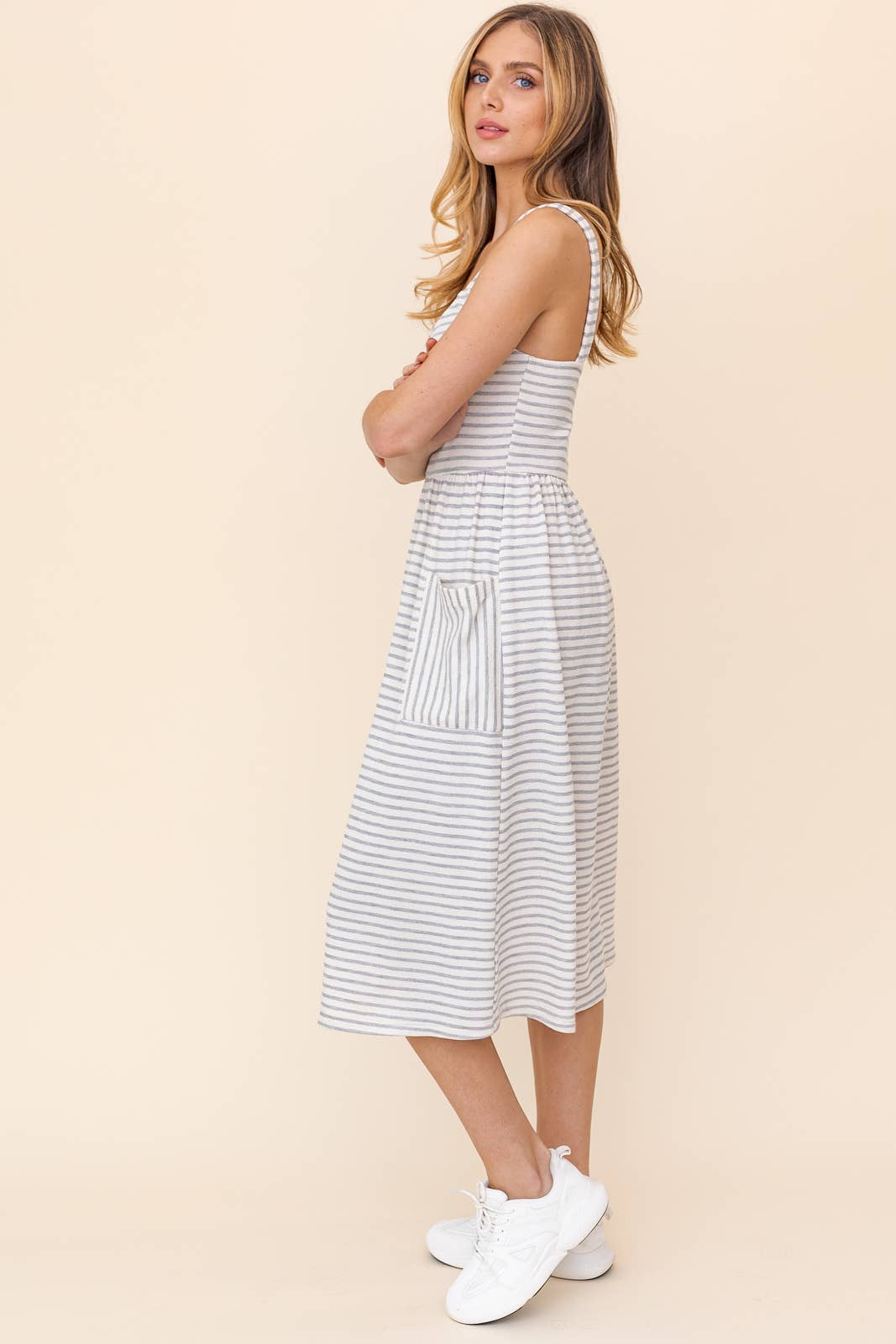 Sleeveless Pocket detail Stripe Dress
