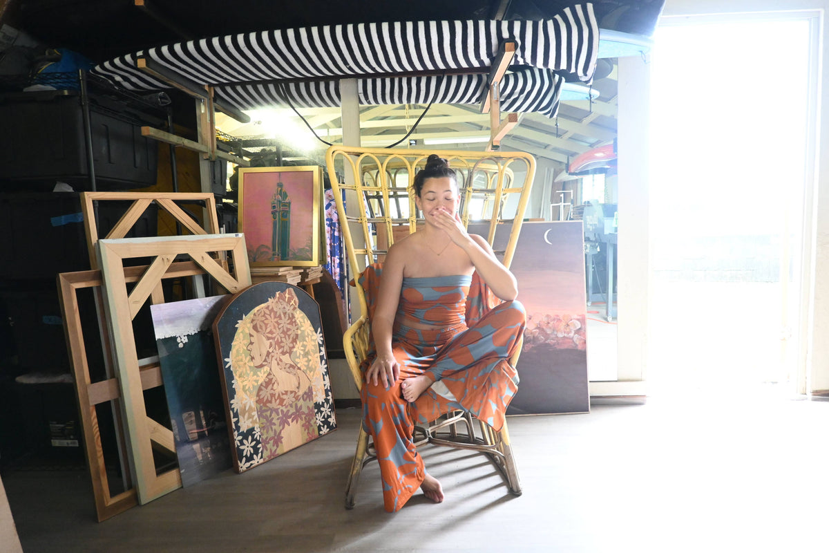 Paradise Now- Womenʻs Stretchy Bamboo Pants in Valley