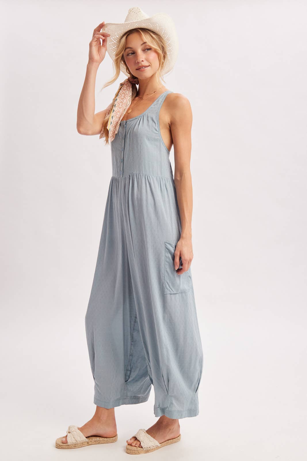 BOHO CROSS-BACK RELAXED SLEEVELESS JUMPSUIT
