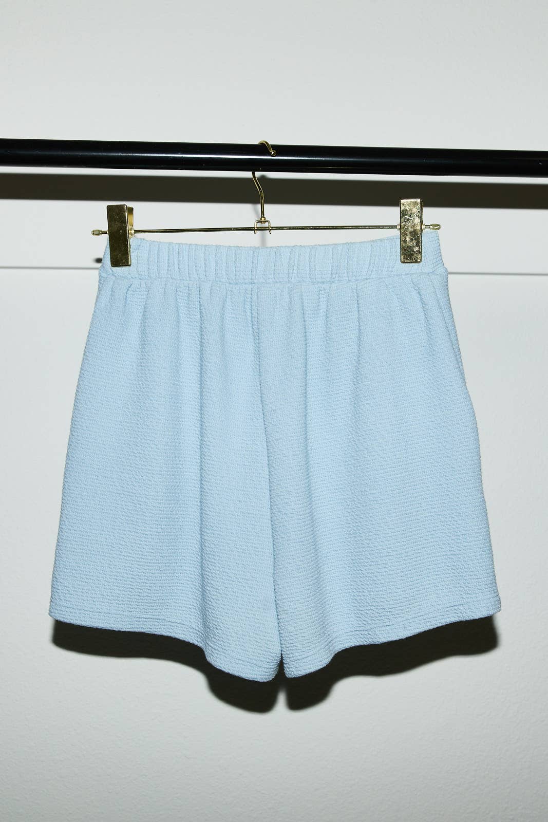PLEATED DETAIL SHORTS
