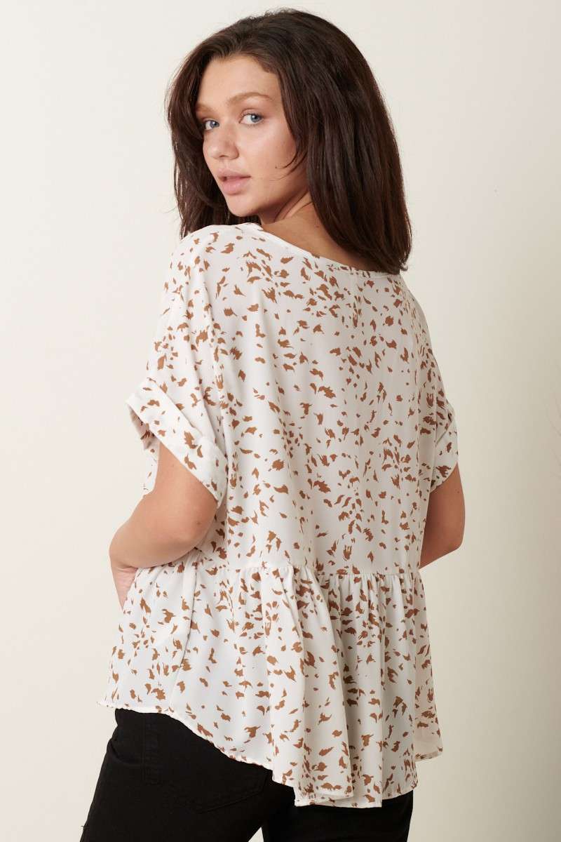 ABSTRACT PRINT SHORT SLV BABYDOLL TOP
