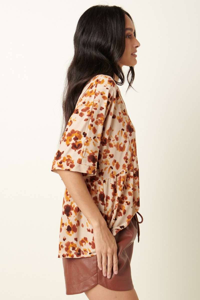 ABSTRACT FLOWER PRINT BABYDOLL KNIT TOP