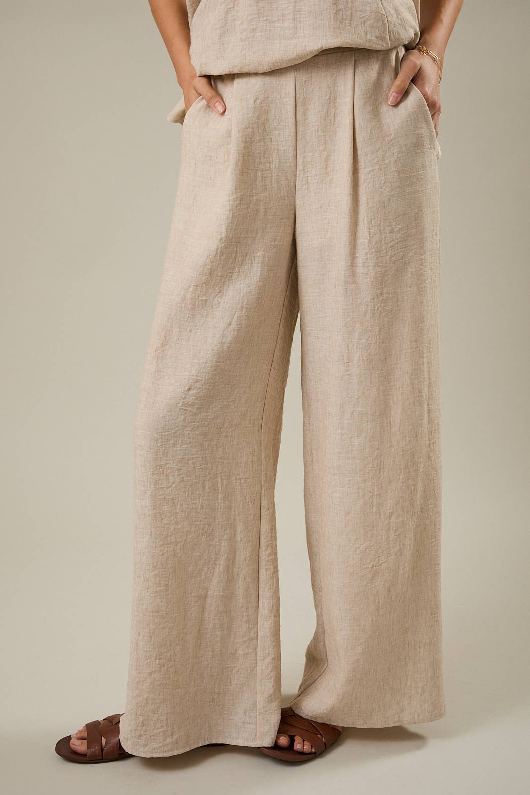 Pleat Waist Wide Leg Pant