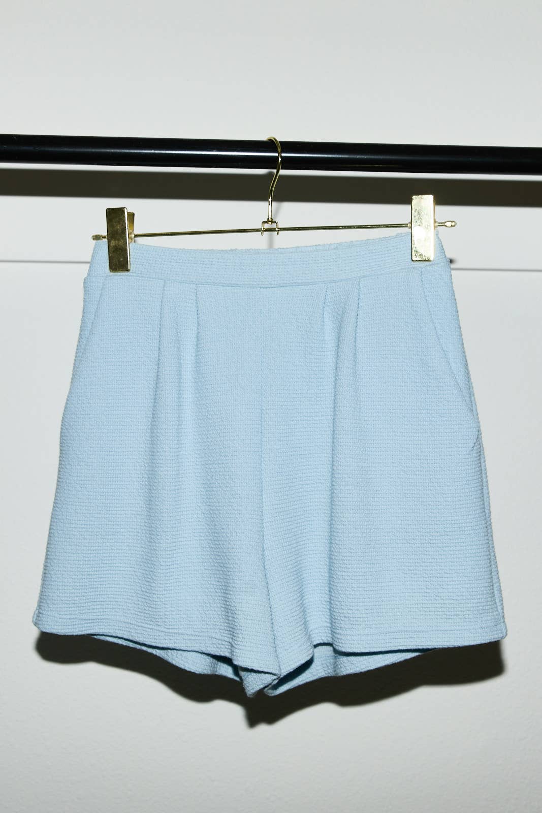 PLEATED DETAIL SHORTS